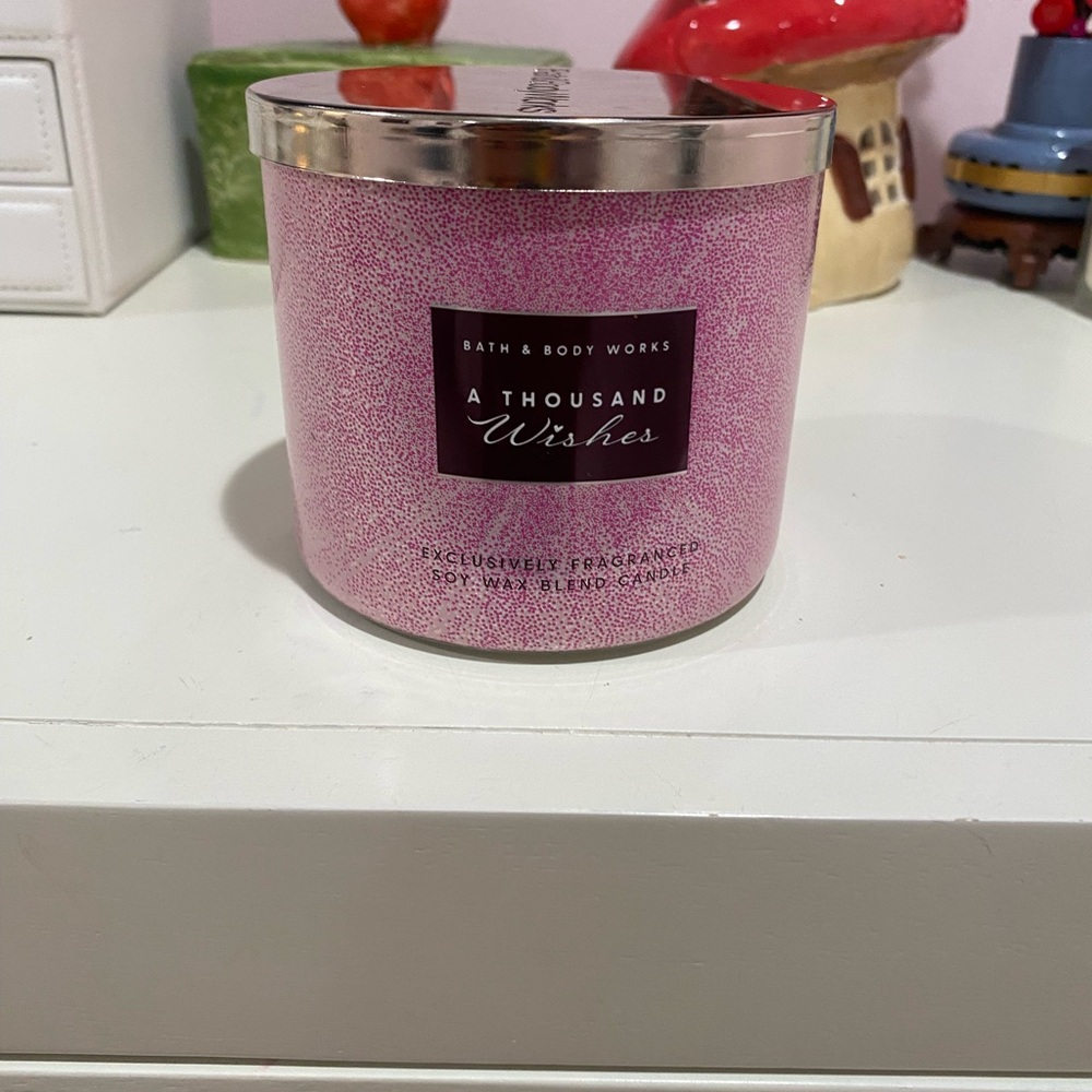 Bath & Body Works A Thousand Wishes Pink Jar Candle